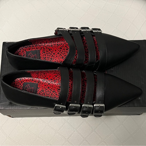 NEW Strange Cvlt Coven Flats — Size 7 - Picture 3 of 9